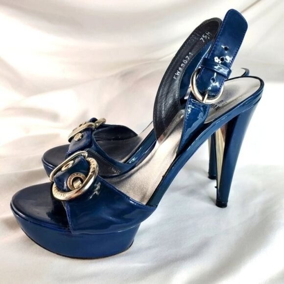 Stuart Weitzman blue patent leather buckle slingback platform shoes heel 7.5 - Picture 9 of 14